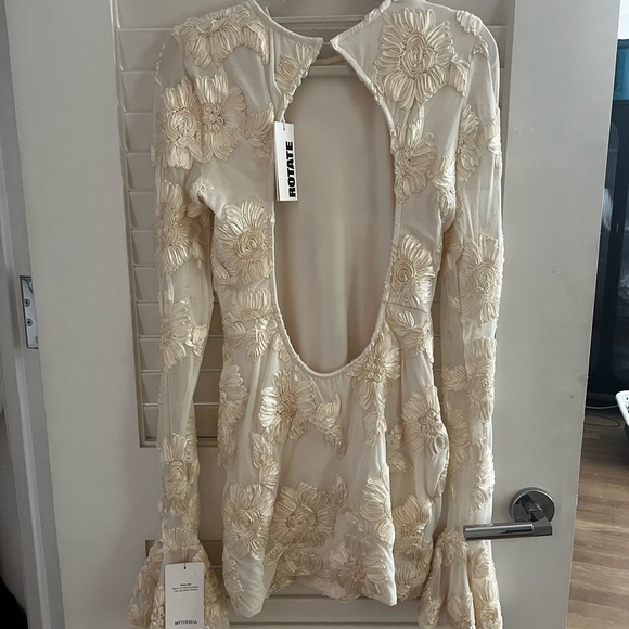 Rotate - Bridal Rosita Floral Appliqué mesh MiniDress - Size 42 (US12) - Picture 4 of 5